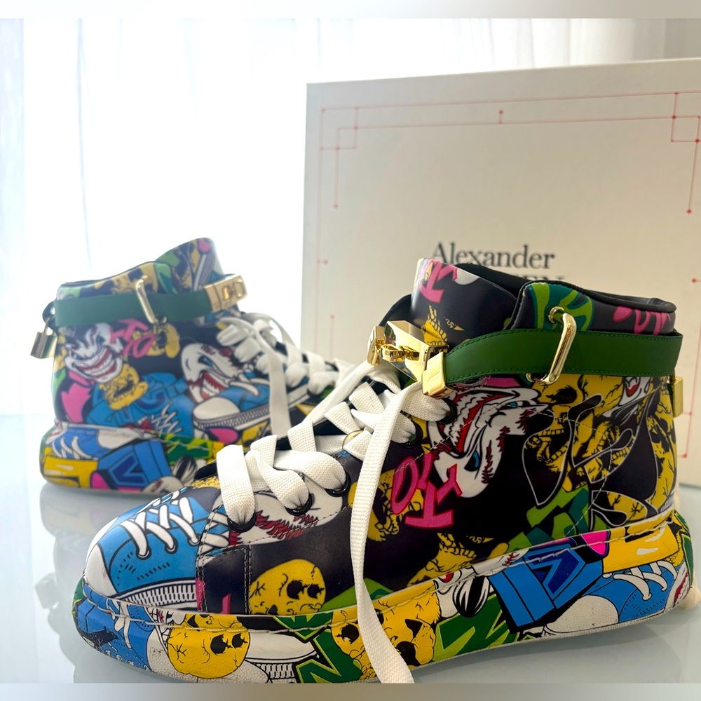 Alexander McQUEEN men’s sneakers in great shape!